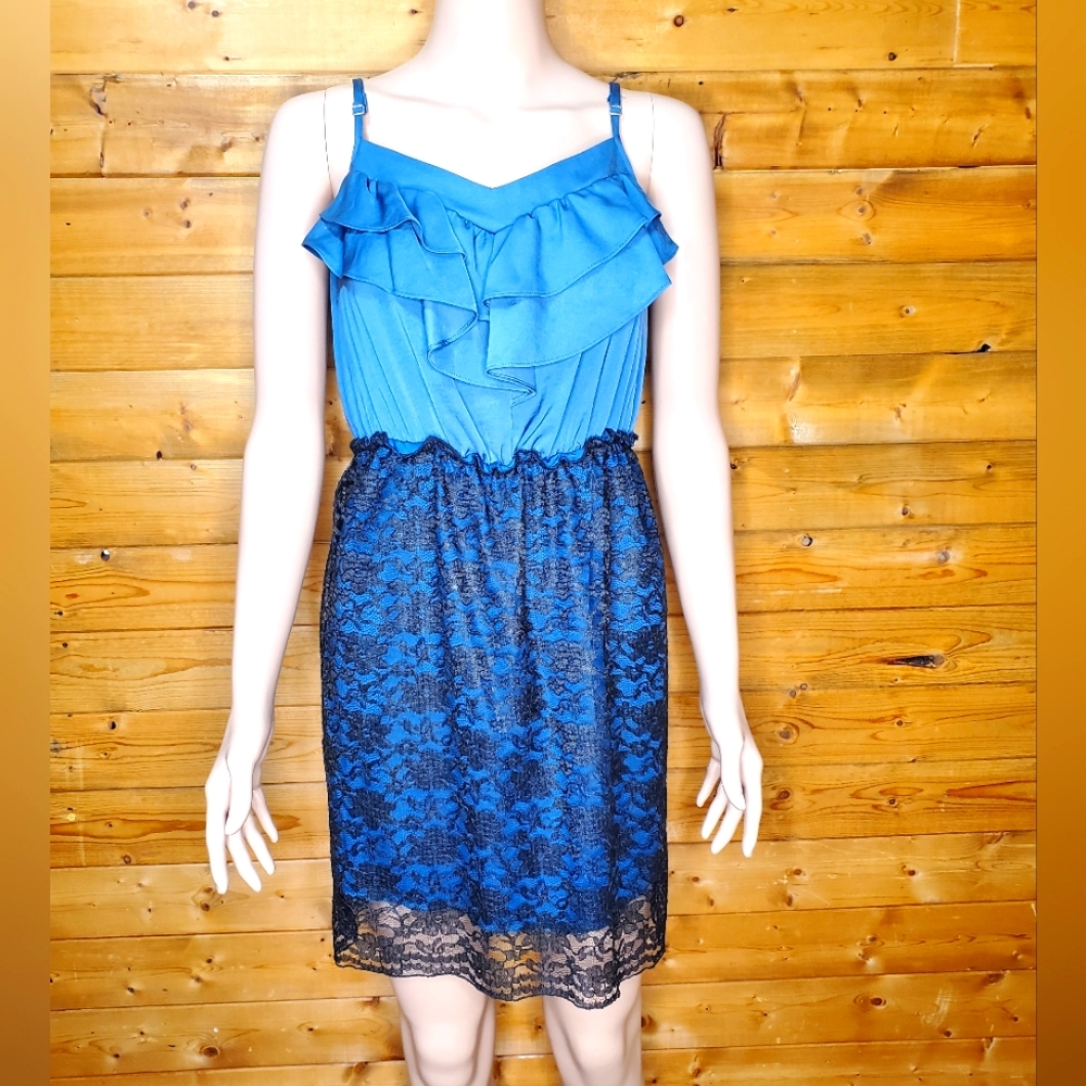 ♥️Xhilaration Dress Black Lace  Ruffles spaghetti straps rib at the waist Size M